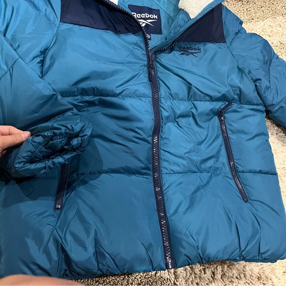 Brand new with tags - Men’s Reebok Puffer Sherpa Jacket - Picture 7 of 9